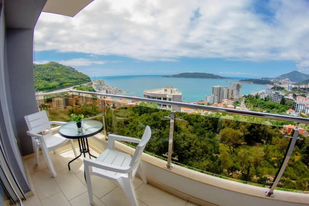 Apartments Gc 3 Рафаиловичи Экстерьер фото