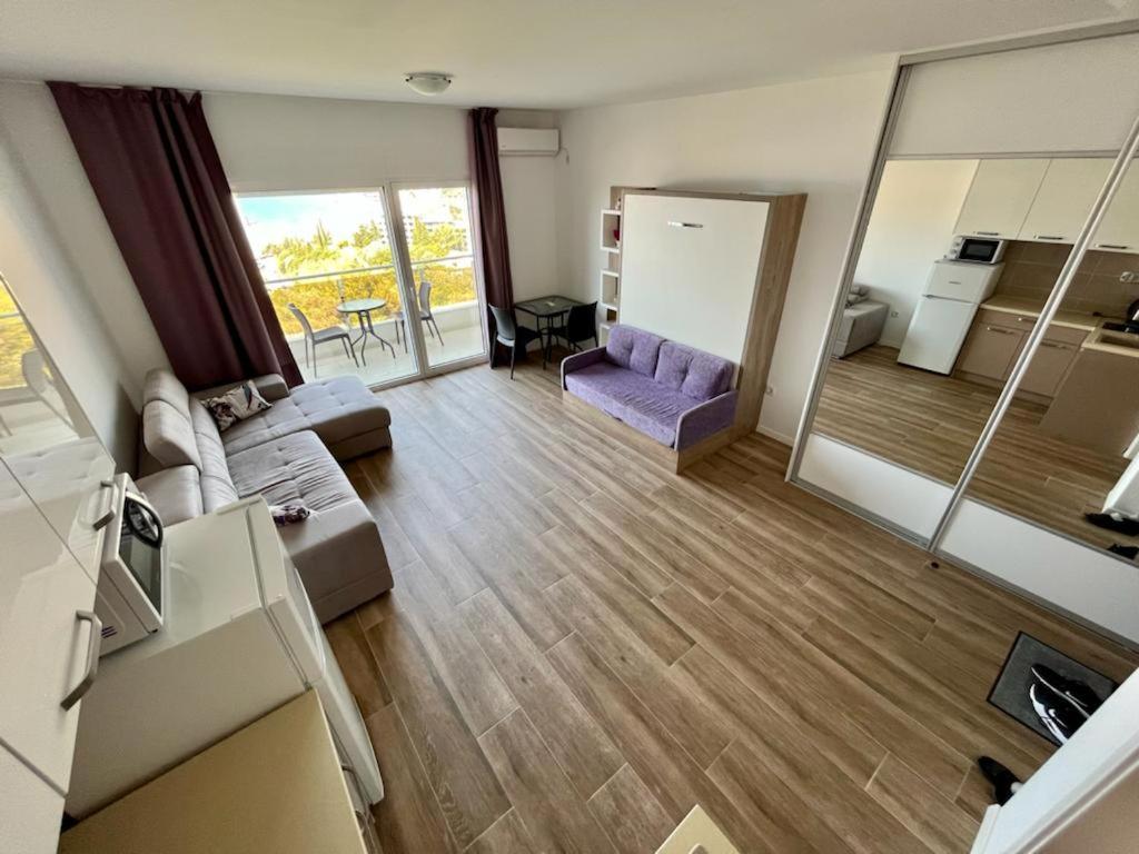 Apartments Gc 3 Рафаиловичи Экстерьер фото
